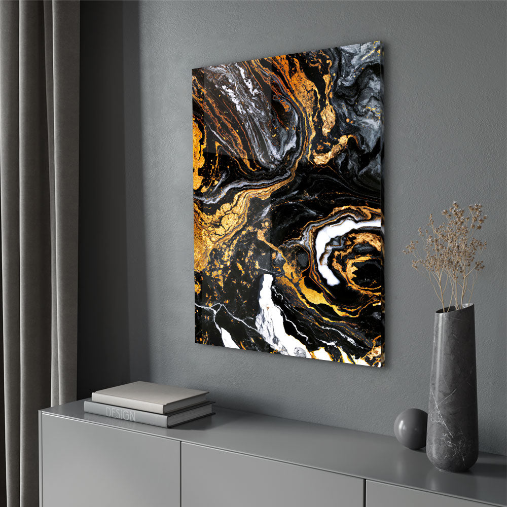 Fotografie van vloeiende marmer in Zwart-wit en goud als glasschilderij op groot formaat