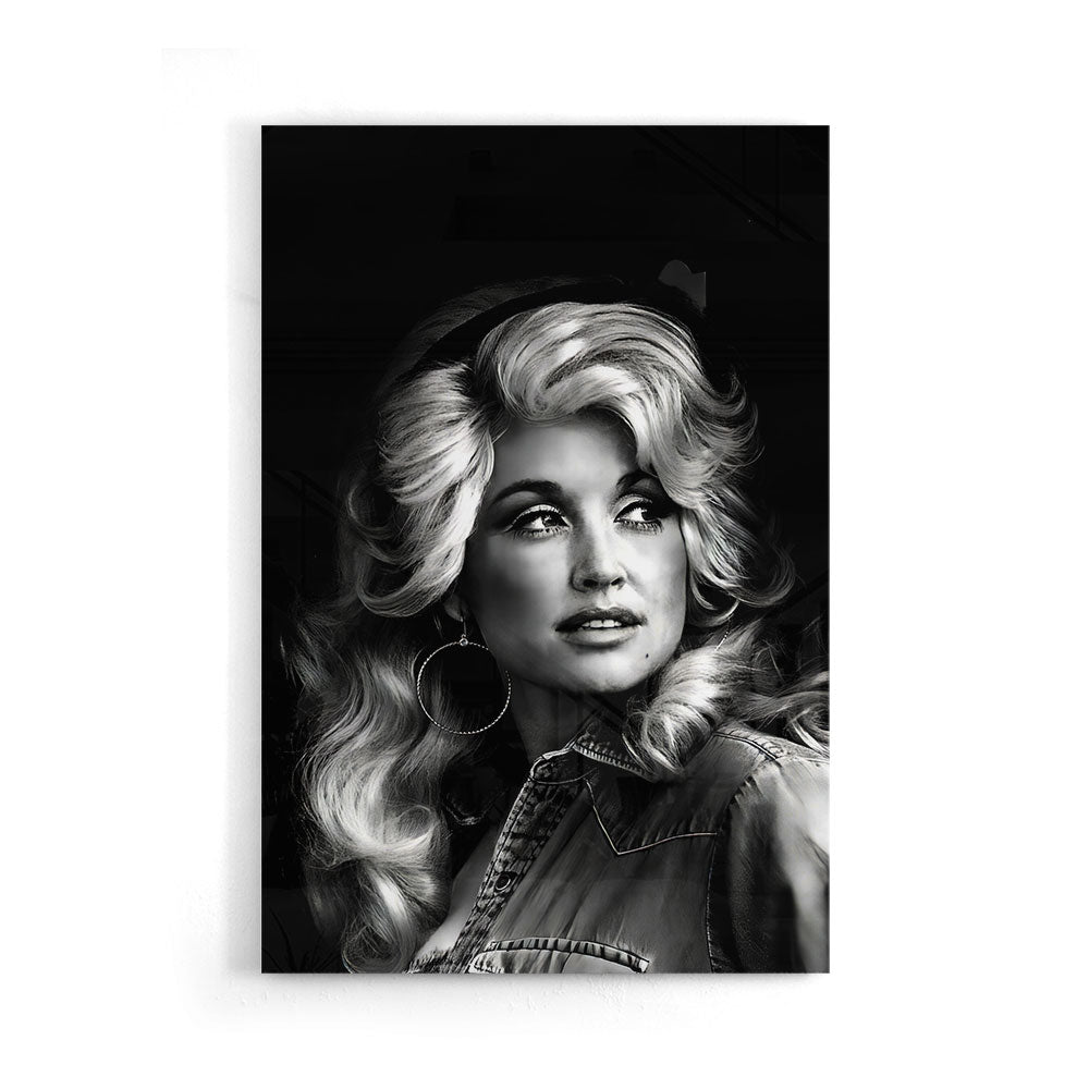 Fotografie van beroemde zangeres Dolly Parton in Zwart-wit als glasschilderij op groot formaat