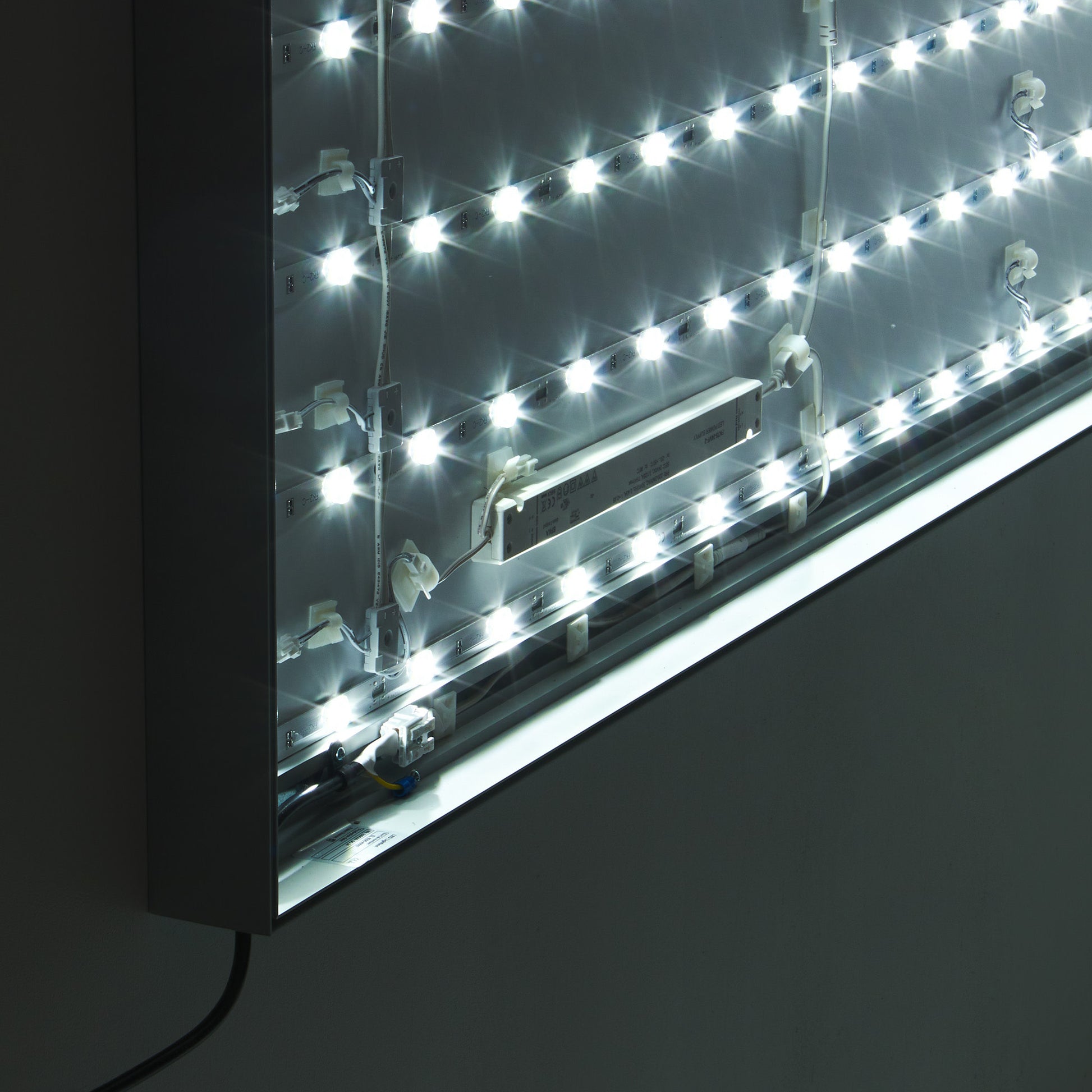 Lily Lights Frame - Wit - 50 x 50